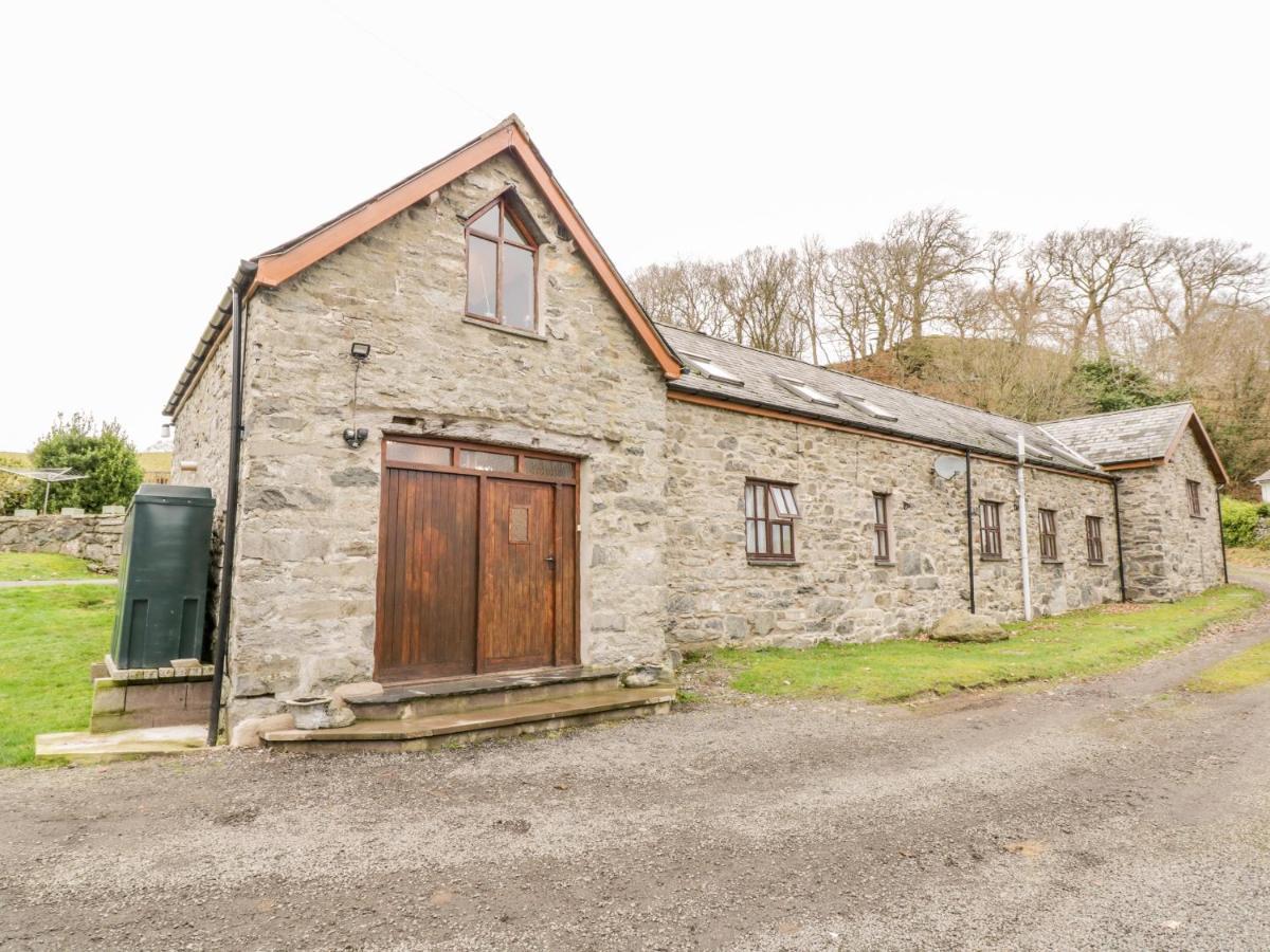 Hen Ysgubor Cottage Bala Exterior photo